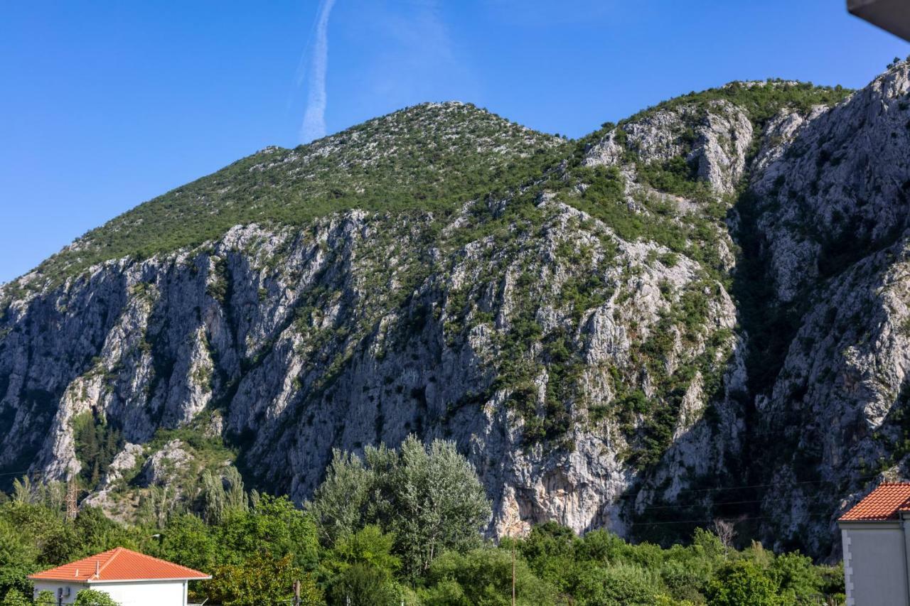 Apartments Bubalo Omiš Exteriör bild